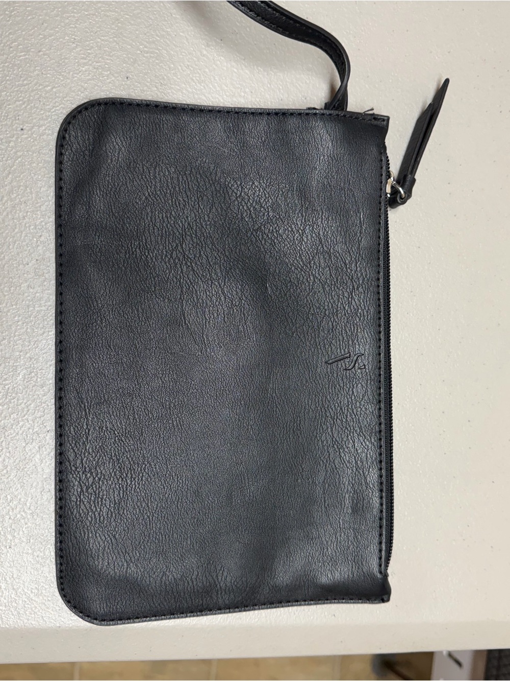 Vera Wang Black Leather Wristlet Clutch